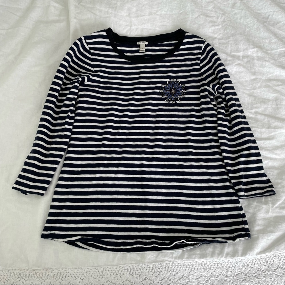 Jcrew MEDIUM striped cotton long sleeve top nautical flower brooch jeweled